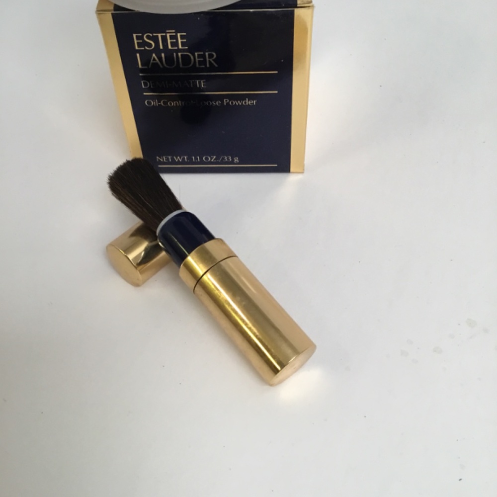 Estée Lauder Demi-Matte oil control loose powder light-02 new - Picture 3 of 8